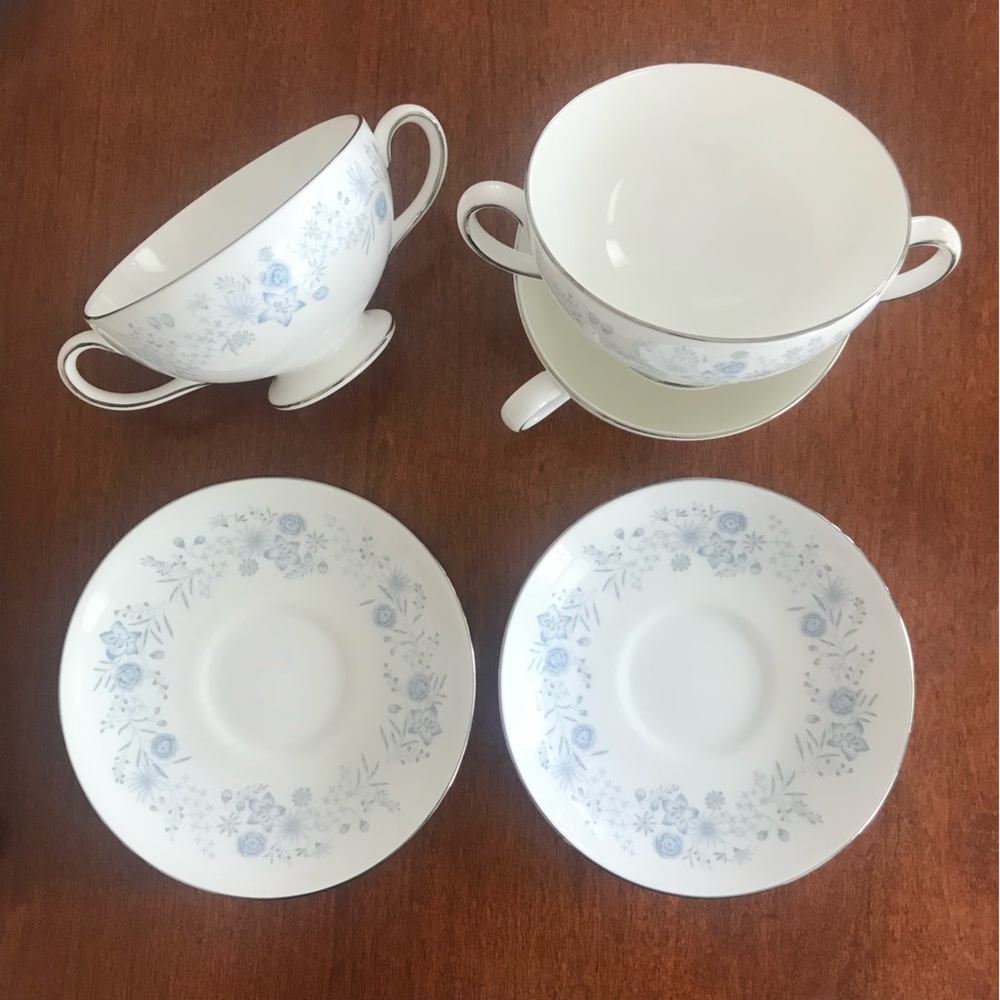 3 Handled Soup Cups/Bowls w/2 Saucers. Wedgwood Belle Fleur Pattern. Set of 3/2.